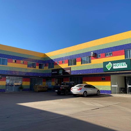 Hotel Cristalina Exterior foto